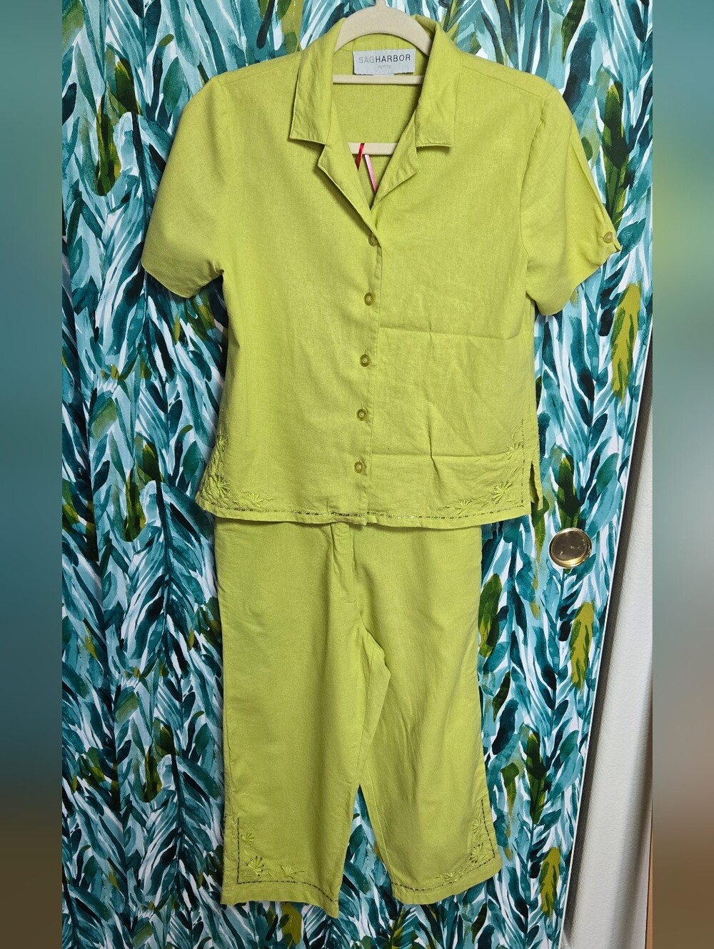Sag Harbor Lime Green Button-Front Women's Shirt And Pant Set
